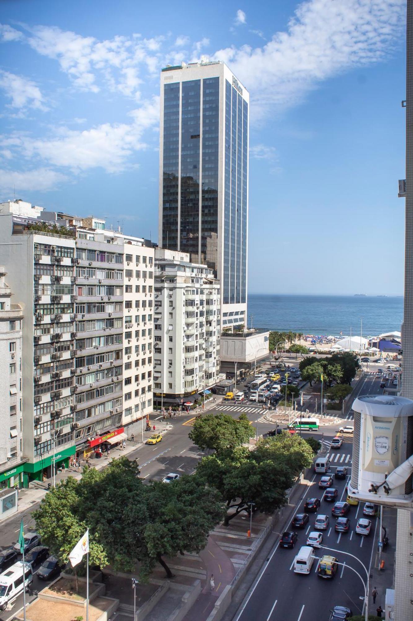 Apartamento Completo Na Praia De Copacabana 02 Quartos Com Vista Lateral Mar Em Andar Alto, Ar, Wifi , Netflix, Pauloangerami Rmvc18 리오데자네이루 외부 사진